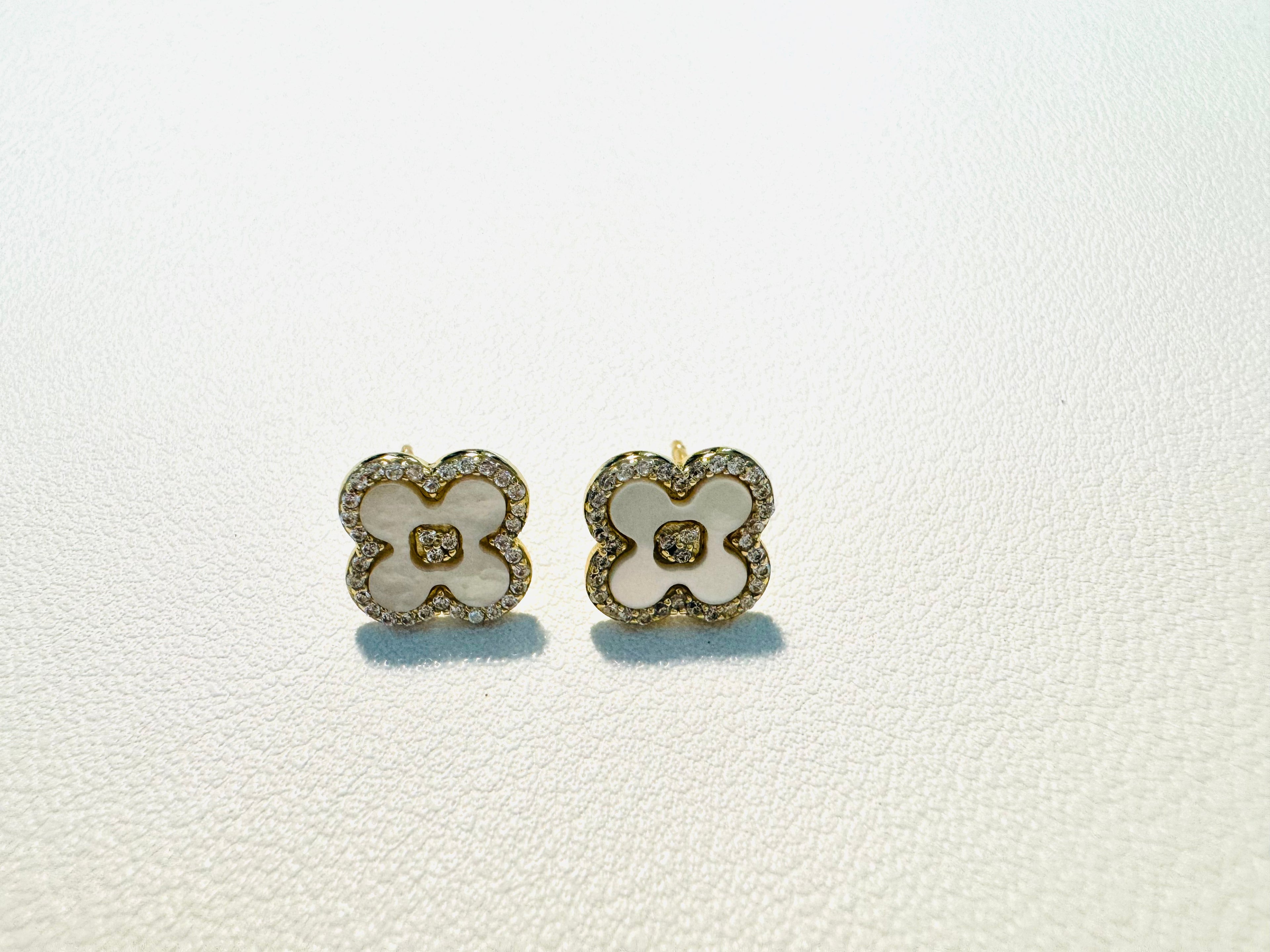 Aretes Flor Enid