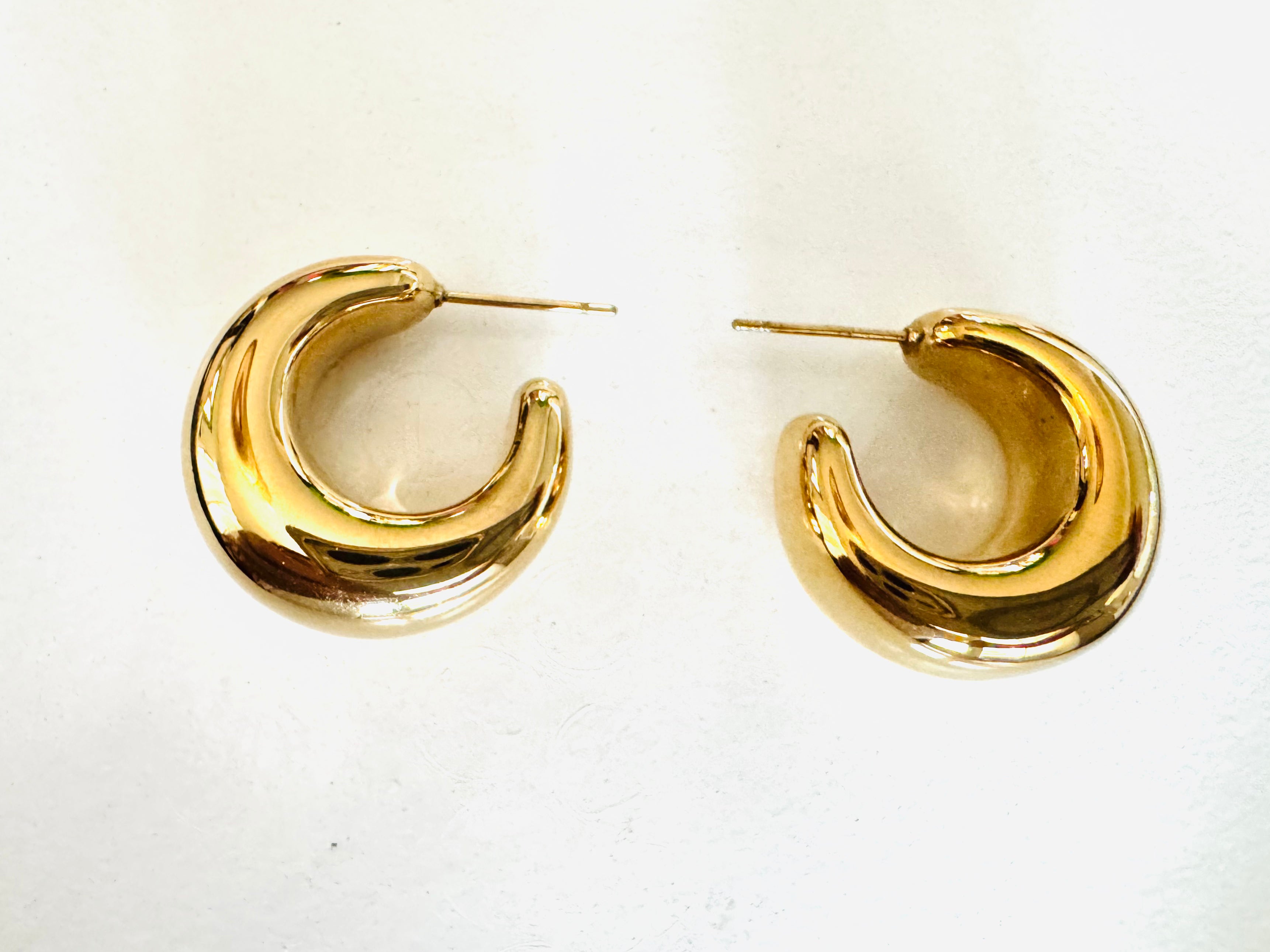 Aretes Solara
