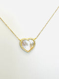 Collar con Piedra nacar en forma de corazón